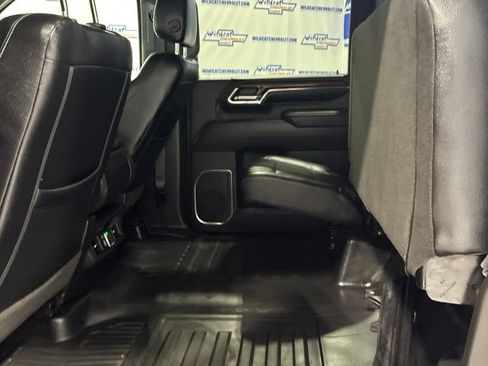 Used 2024 Chevrolet Silverado 3500 LT w/ Convenience Package AWD/4WD image 35