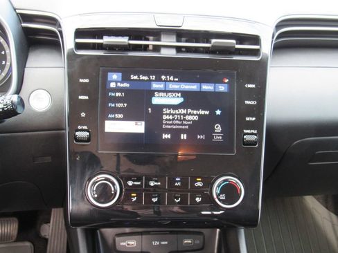 Certified 2022 Hyundai Tucson SEL w/ Cargo Package AWD/4WD image 19