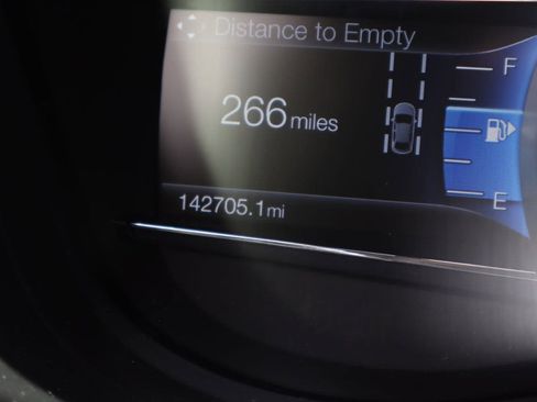 Used 2019 Ford Explorer XLT w/ Equipment Group 202A FWD image 11