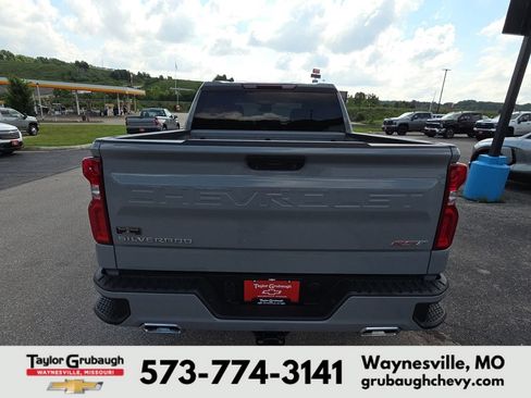 Used 2024 Chevrolet Silverado 1500 RST w/ Z71 Off-Road Package AWD/4WD image 7