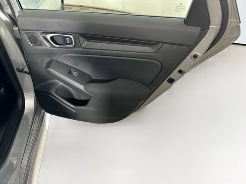 Used 2025 Honda Civic Sport image 29