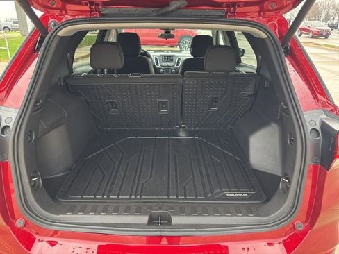 Used 2024 Chevrolet Equinox LT w/ LPO, Floor Liner Package image 17