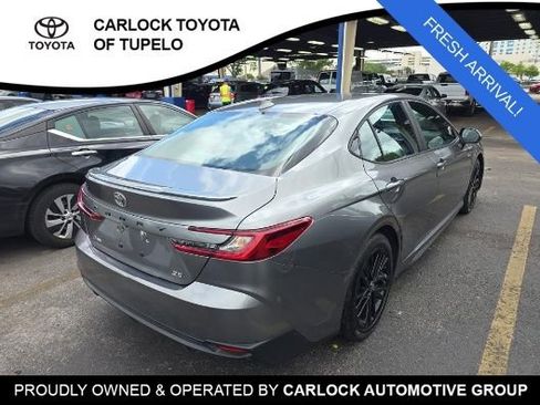 Used 2026 Toyota Camry SE image 4