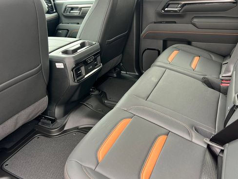 New 2026 GMC Sierra 2500 AT4 w/ Technology Package AWD/4WD image 9