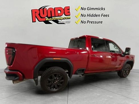 Used 2024 GMC Sierra 2500 AT4 w/ AT4 Premium Plus Package AWD/4WD image 7
