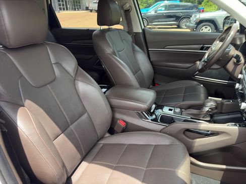 Used 2020 Kia Telluride SX FWD image 16