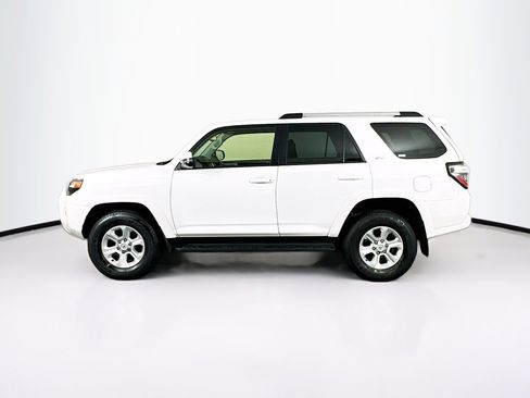 Used 2024 Toyota 4Runner SR5 Premium image 4
