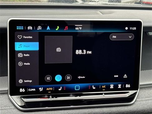 Used 2025 Volkswagen Tiguan S image 12