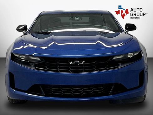 Used 2021 Chevrolet Camaro LT RWD image 7