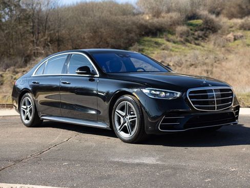 Used 2022 Mercedes-Benz S 580 4MATIC Sedan image 11