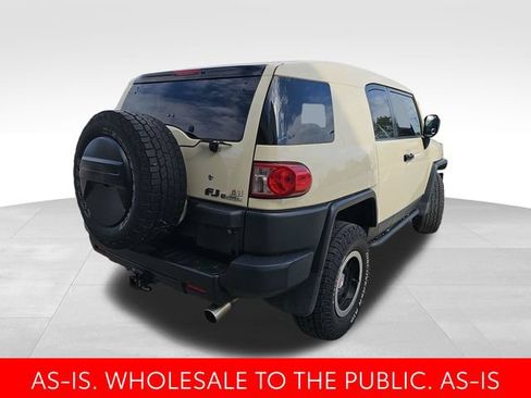 Used 2010 Toyota FJ Cruiser 4WD image 7