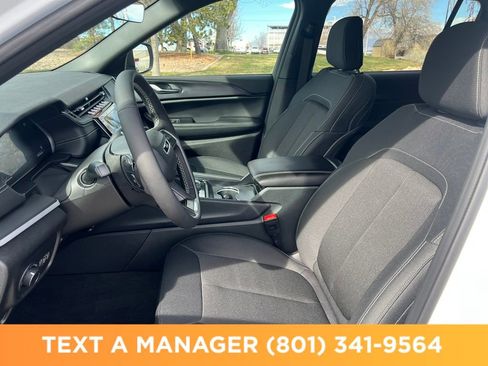 New 2026 Jeep Grand Cherokee L 4WD image 9