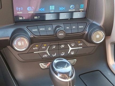 Used 2019 Chevrolet Corvette Stingray Coupe w/ 1LT image 18