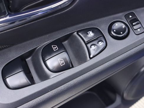 Used 2021 Nissan Kicks SV w/ Exterior Package FWD image 26