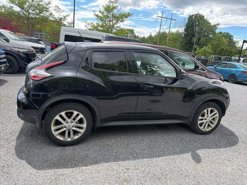 Used 2015 Nissan Juke SV AWD/4WD image 6