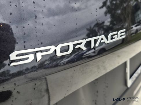 Certified 2026 Kia Sportage EX w/ EX Panorama Roof Package FWD image 16