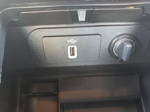 Used 2020 Ford Mustang Coupe image 25