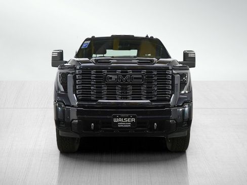 Used 2024 GMC Sierra 2500 Denali Ultimate w/ Max Trailering Package image 8