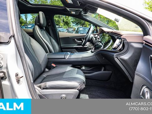 Used 2024 Mercedes-Benz EQE 500 4MATIC Sedan image 20