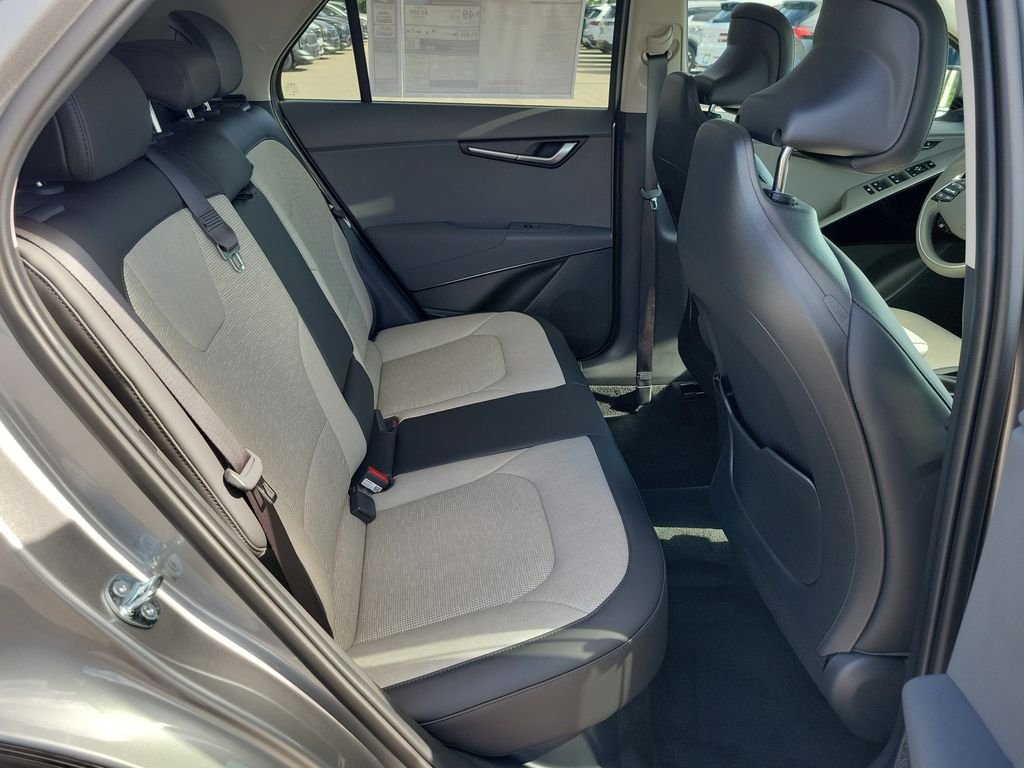 New 2026 Kia Niro SX Touring FWD image 12