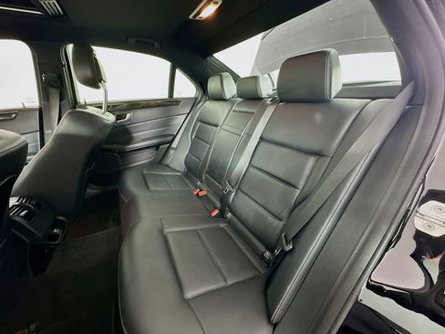 Used 2014 Mercedes-Benz E 350 4MATIC Sedan image 27
