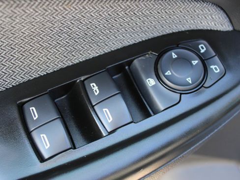 Used 2023 Chevrolet TrailBlazer LT FWD image 15