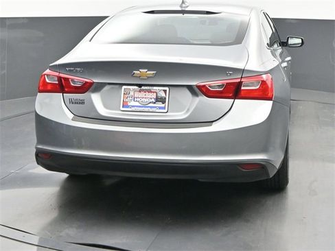Used 2023 Chevrolet Malibu LT image 5
