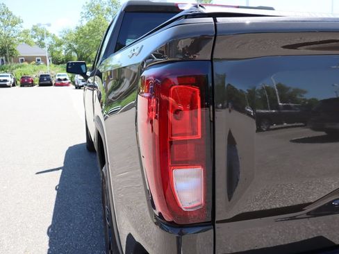 Used 2024 GMC Sierra 1500 Elevation AWD/4WD image 31