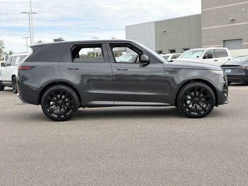 New 2026 Land Rover Range Rover Sport Dynamic SE AWD/4WD image 18