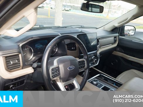 Used 2024 Ford Expedition Max Limited image 5