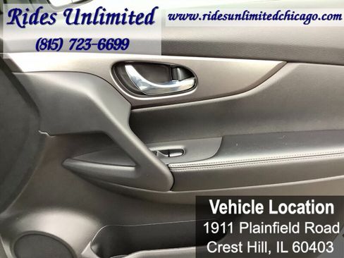 Used 2016 Nissan Rogue S AWD/4WD image 30