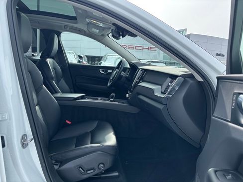Certified 2023 Volvo XC60 B5 Core w/ Climate Package image 17