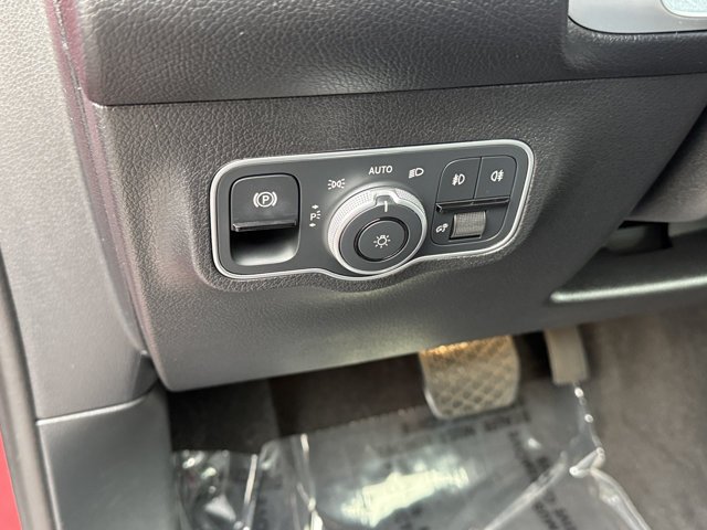 Used 2026 Mercedes-Benz GLB 250 image 18