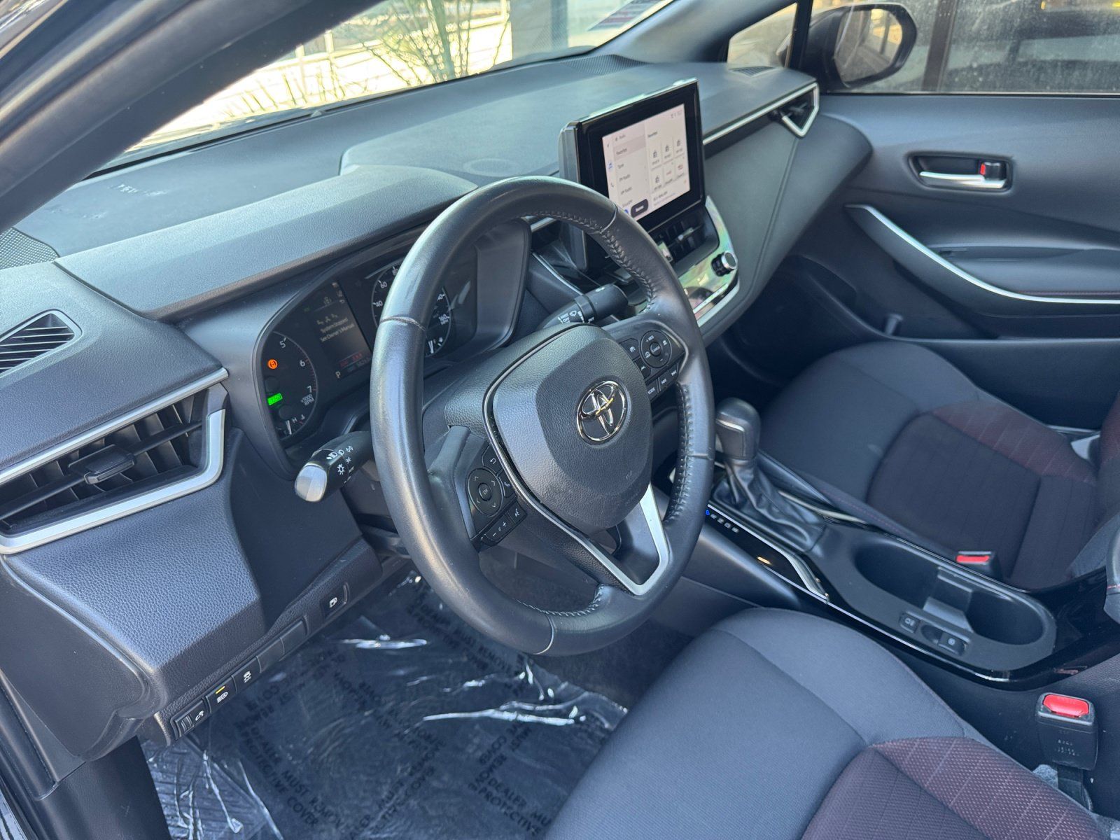 Used 2023 Toyota Corolla SE w/ SE Package FWD image 23