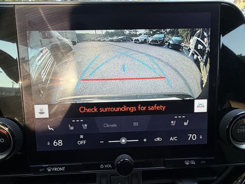 Used 2024 Lexus NX 250 FWD image 25