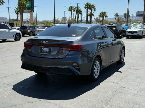 Used 2023 Kia Forte LX image 4