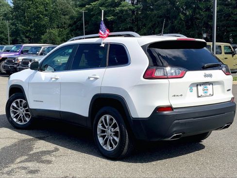 Used 2019 Jeep Cherokee Latitude Plus AWD/4WD image 10