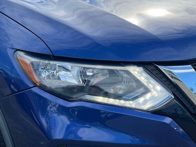Used 2019 Nissan Rogue S AWD/4WD image 12
