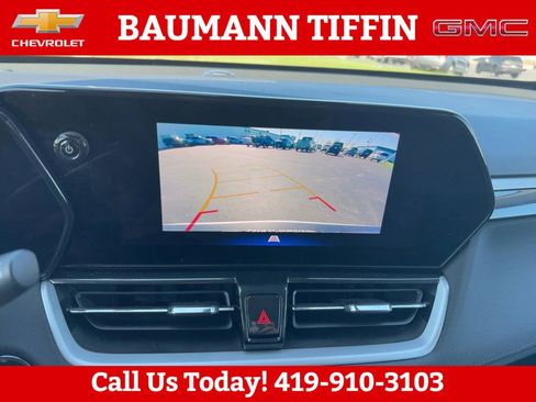 Used 2025 Chevrolet TrailBlazer LT FWD image 20