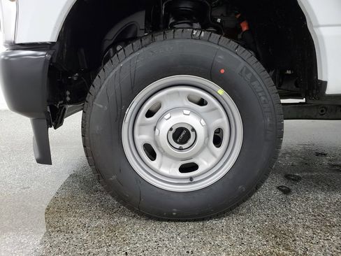 New 2026 Ford F350 XL AWD/4WD image 8
