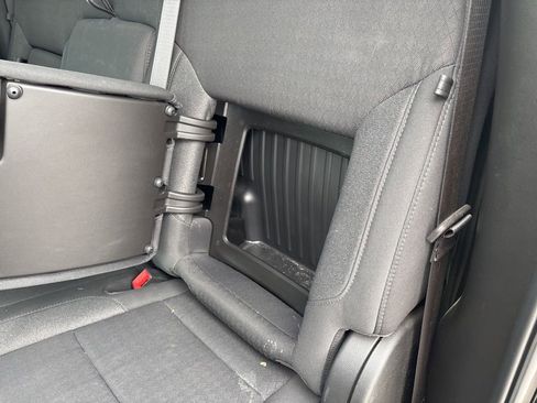 Used 2024 GMC Sierra 1500 Elevation image 29