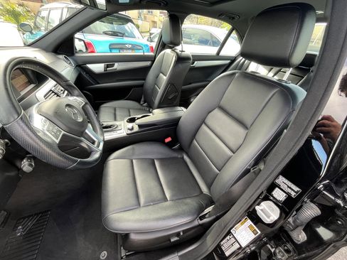 Used 2014 Mercedes-Benz C 250 Sedan image 11