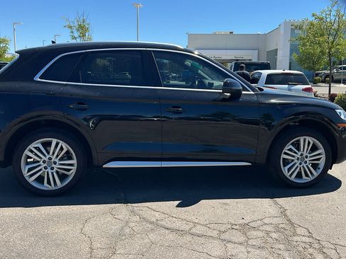Used 2018 Audi Q5 Prestige w/ Prestige Package AWD/4WD image 4