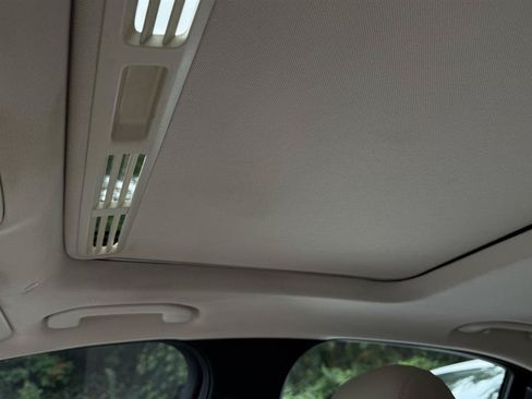 Used 2019 Mercedes-Benz C 300 4MATIC Sedan image 56