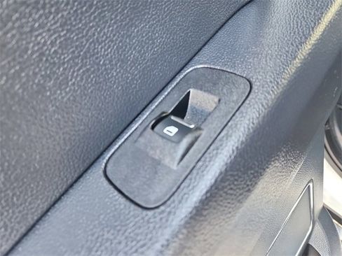 Used 2022 Ford F250 Lariat w/ Lariat Value Package image 10