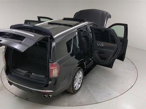 Used 2021 Chevrolet Tahoe High Country w/ Premium Package image 51