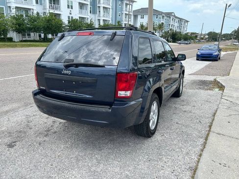 Used 2009 Jeep Grand Cherokee Laredo w/ Sun/Sound Group RWD image 6