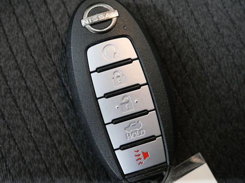 Used 2025 Nissan Altima 2.5 SV FWD image 25