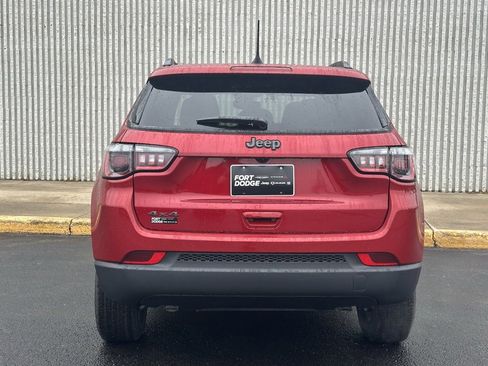 New 2026 Jeep Compass Latitude image 4