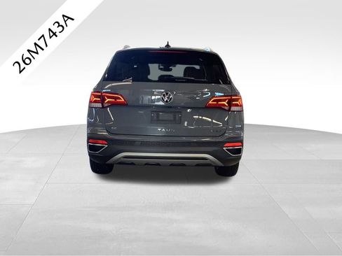 Used 2023 Volkswagen Taos SE w/ Panoramic Sunroof Package AWD/4WD image 27